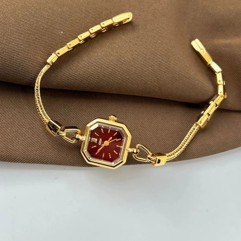 Gedi 62042- Golden Belt Maroon Face – view 2